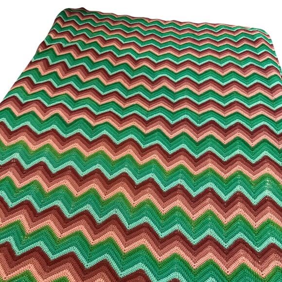 Vintage Handmade Afghan Crochet Blanket Green Mauve Ivory Granny Chevron 68x86 - Picture 5 of 9
